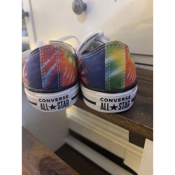 Converse Chuck Taylor All Star Shoes Women's 7 Tie Dye Colorful Sneakers NEW - Picture 4 of 8